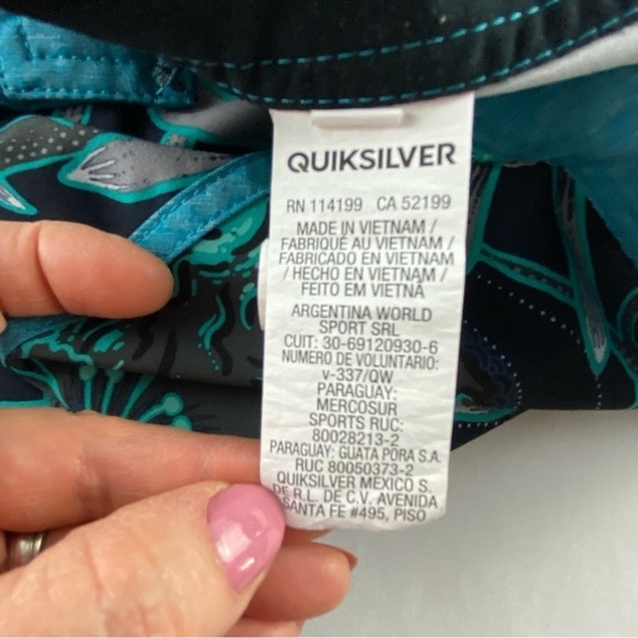 Quicksilver black & teal palm floral print boardshorts, 31 - Picture 9 of 16
